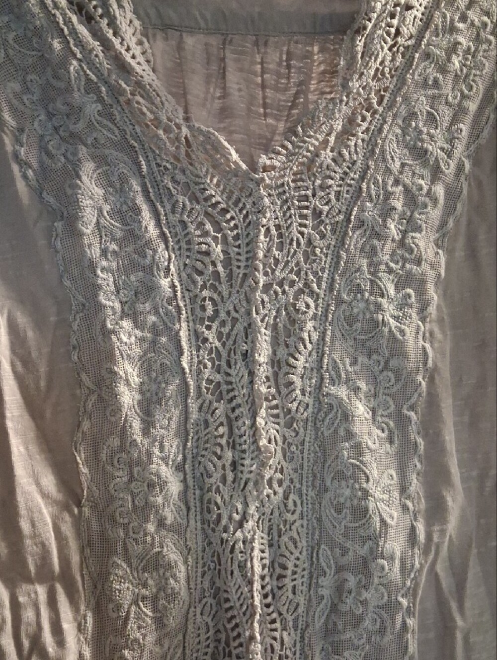 Soft Surroundings Light Gray Lace-Trim V-Neck Long Sleeve Blouse - Picture 2 of 4